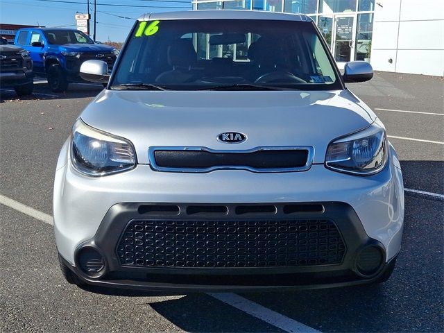 2016 Kia Soul Base