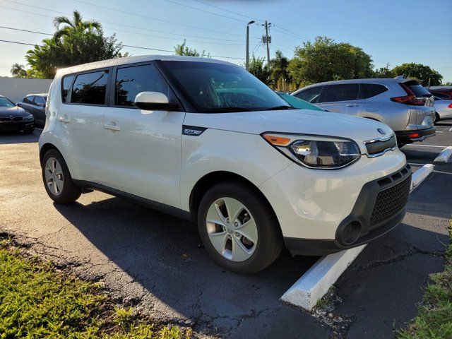 2016 Kia Soul Base