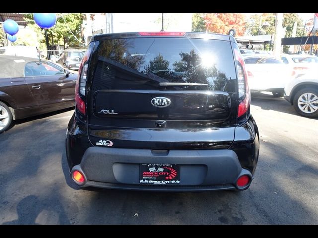 2016 Kia Soul Base