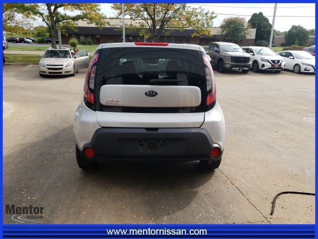 2016 Kia Soul Base