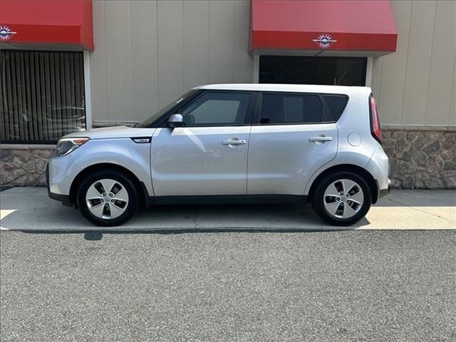 2016 Kia Soul Base