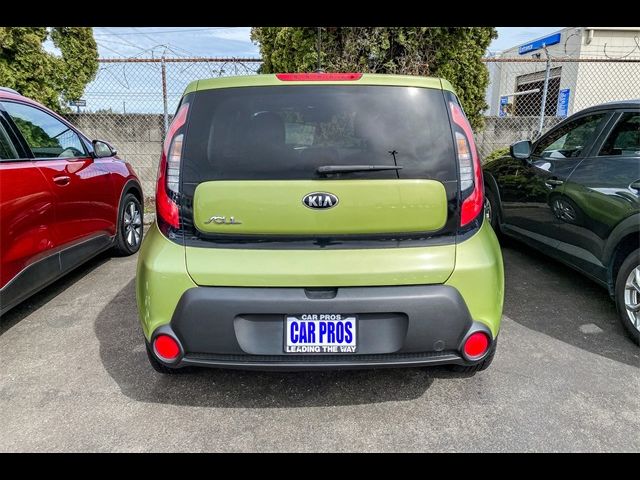 2016 Kia Soul Base