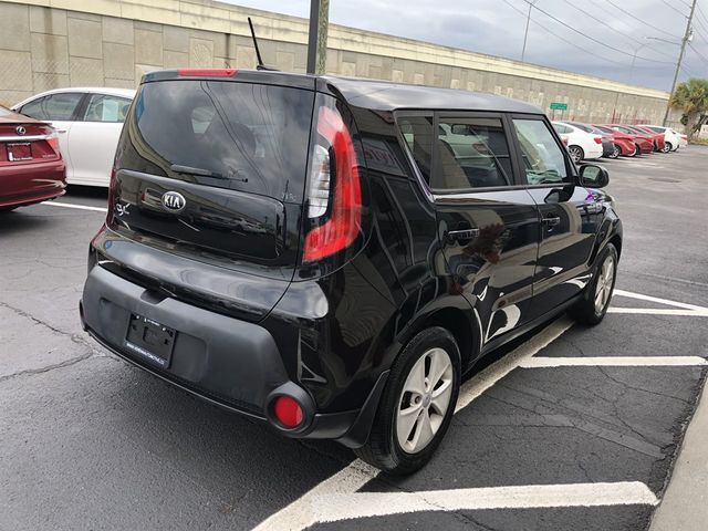 2016 Kia Soul Base