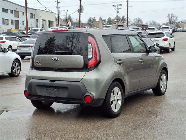 2016 Kia Soul Base