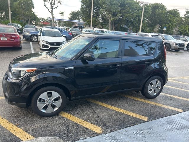 2016 Kia Soul Base