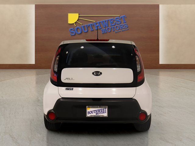 2016 Kia Soul Base