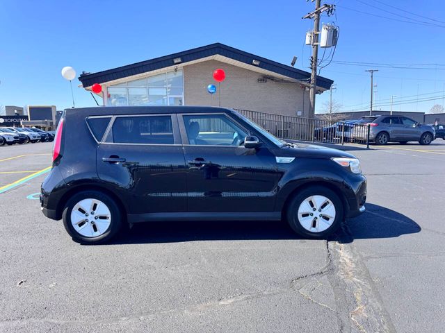 2016 Kia Soul EV Base