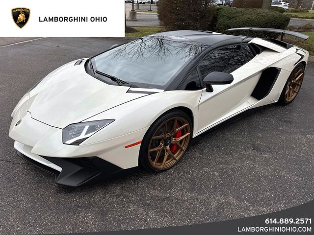 2016 Lamborghini Aventador LP 750-4 Superveloce