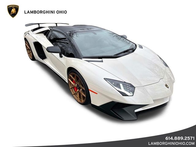 2016 Lamborghini Aventador LP 750-4 Superveloce