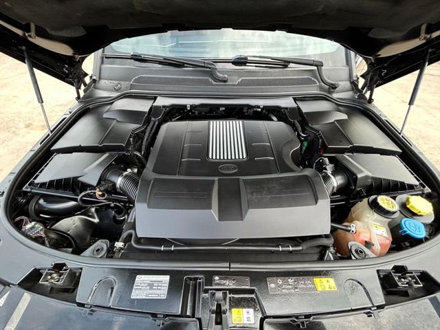 2016 Land Rover LR4 HSE LUX Landmark Edition