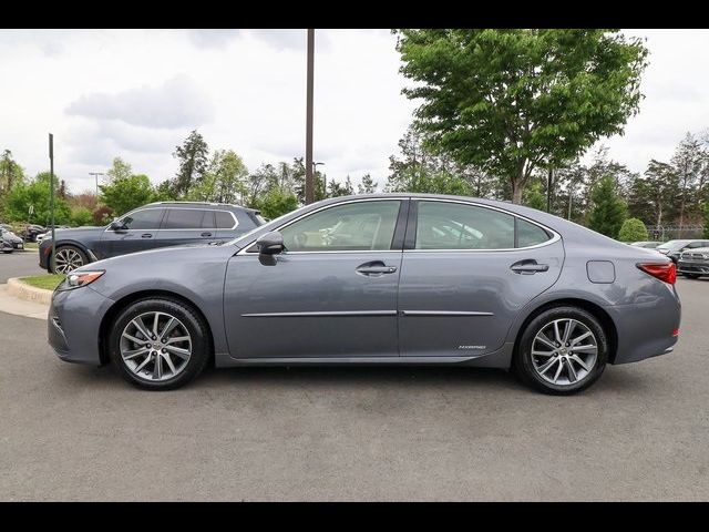 2016 Lexus ES Hybrid 300h