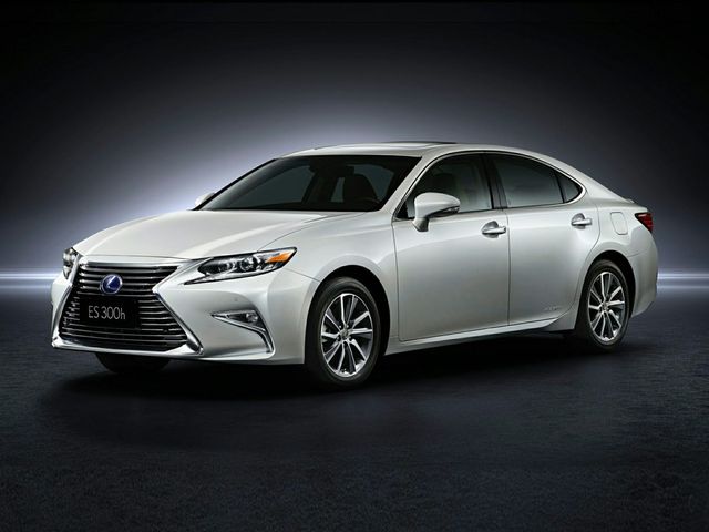 2016 Lexus ES Hybrid 300h