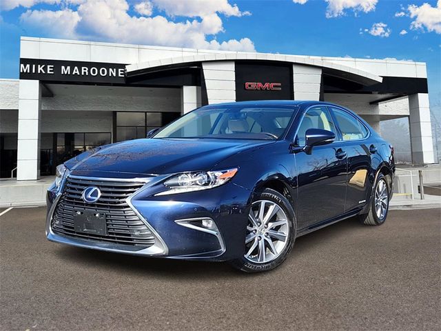 2016 Lexus ES Hybrid 300h