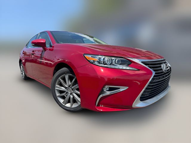 2016 Lexus ES Hybrid 300h