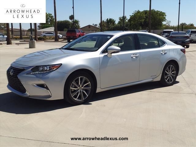 2016 Lexus ES Hybrid 300h