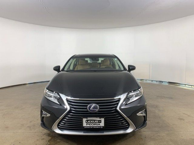 2016 Lexus ES Hybrid 300h