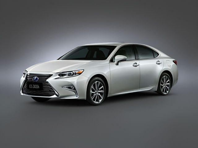 2016 Lexus ES Hybrid 300h