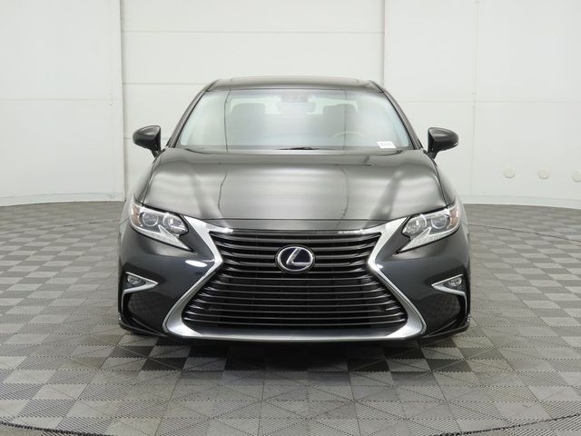 2016 Lexus ES Hybrid 300h