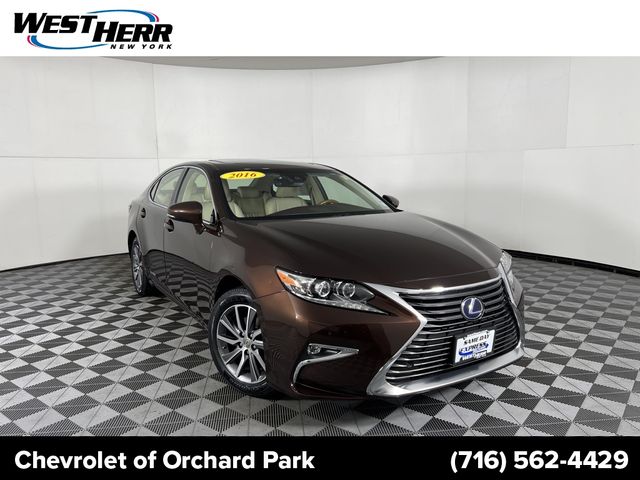 2016 Lexus ES Hybrid 300h