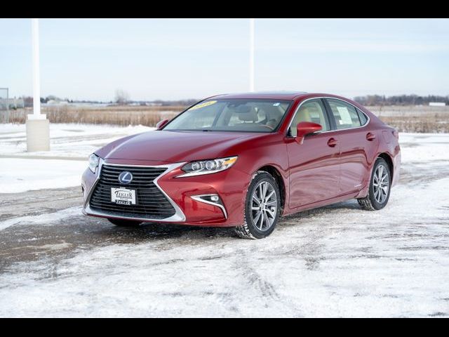 2016 Lexus ES Hybrid 300h