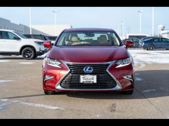 2016 Lexus ES Hybrid 300h