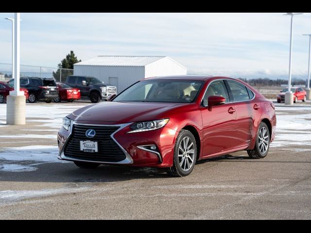 2016 Lexus ES Hybrid 300h