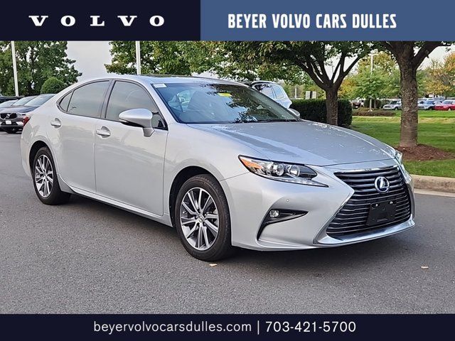 2016 Lexus ES Hybrid 300h