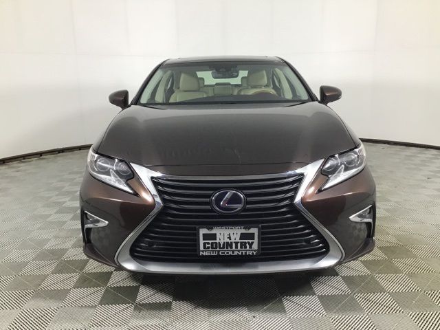 2016 Lexus ES Hybrid 300h