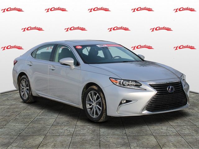 2016 Lexus ES Hybrid 300h