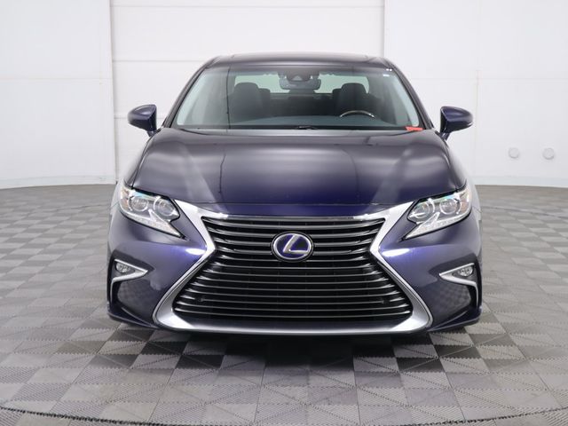 2016 Lexus ES Hybrid 300h