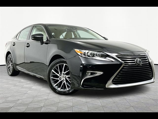 2016 Lexus ES 350