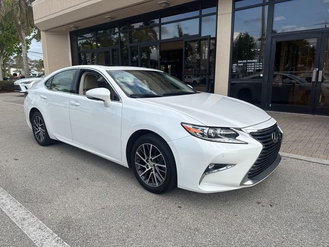 2016 Lexus ES 350