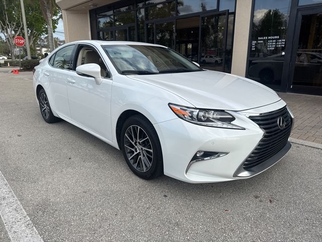 2016 Lexus ES 350