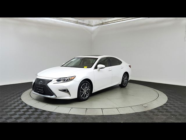 2016 Lexus ES 350