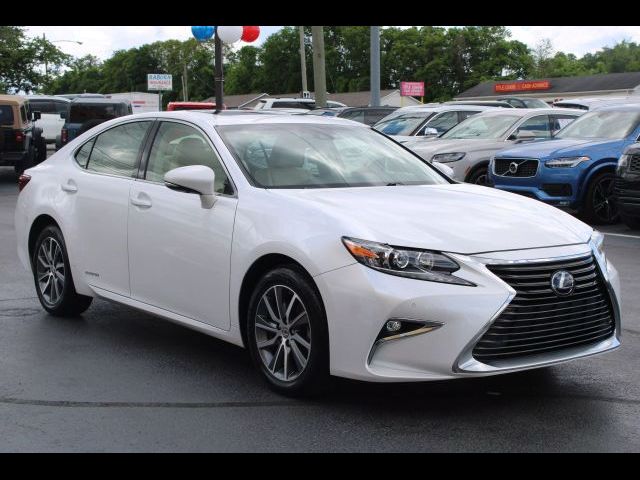 2016 Lexus ES Hybrid 300h