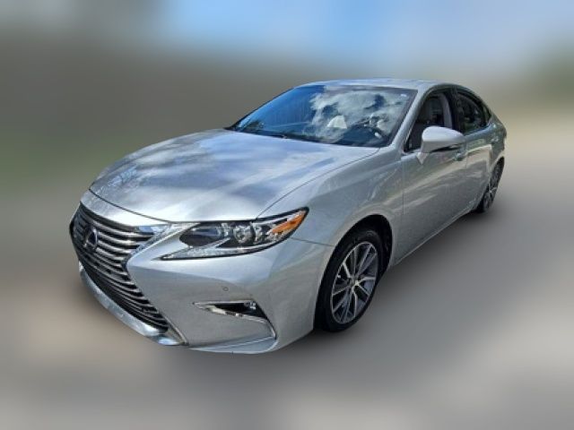 2016 Lexus ES Hybrid 300h