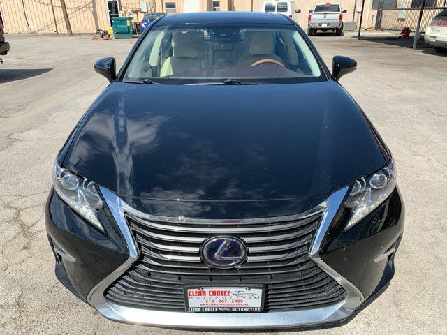 2016 Lexus ES Hybrid 300h