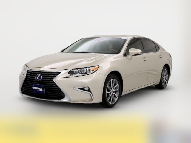 2016 Lexus ES Hybrid 300h