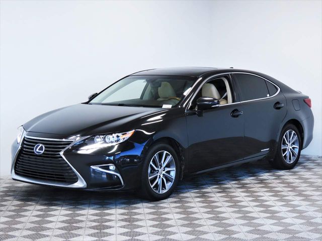 2016 Lexus ES Hybrid 300h