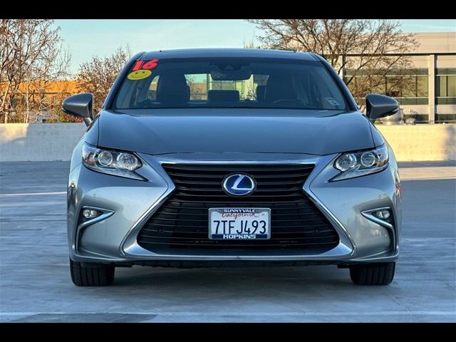 2016 Lexus ES Hybrid 300h