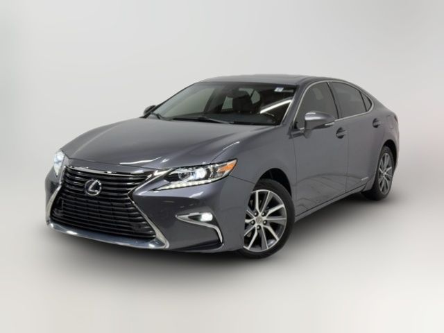 2016 Lexus ES Hybrid 300h