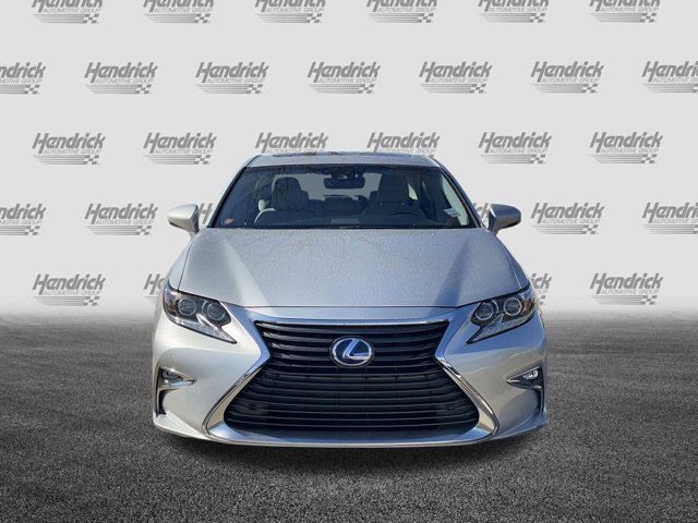 2016 Lexus ES Hybrid 300h