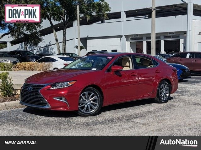 2016 Lexus ES Hybrid 300h