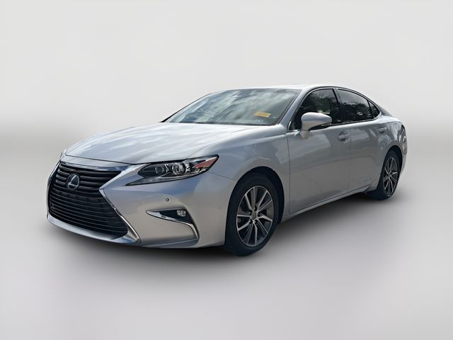 2016 Lexus ES Hybrid 300h