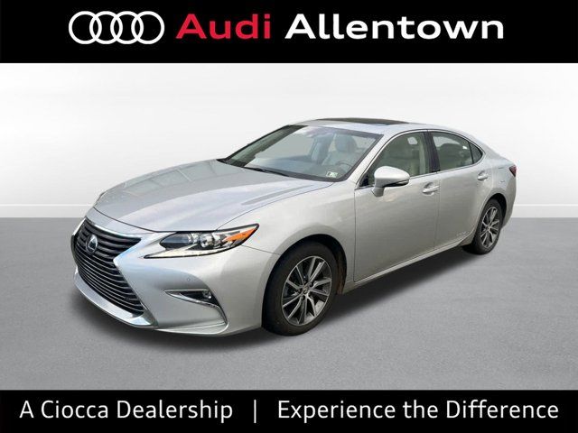 2016 Lexus ES Hybrid 300h