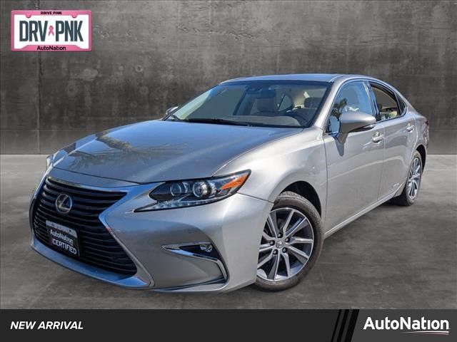 2016 Lexus ES Hybrid 300h