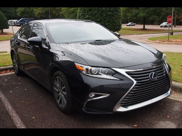 2016 Lexus ES Hybrid 300h