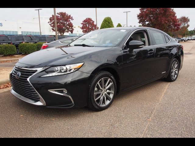 2016 Lexus ES Hybrid 300h