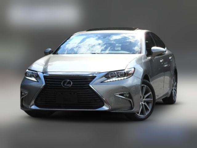 2016 Lexus ES Hybrid 300h