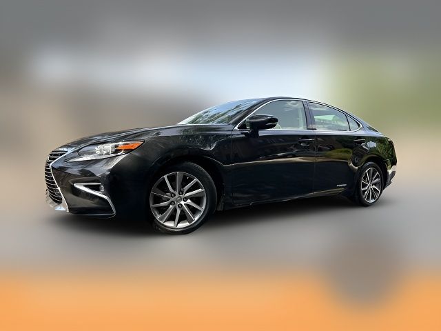 2016 Lexus ES Hybrid 300h